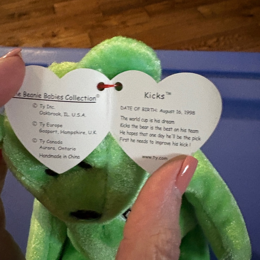 Ty Kicks Frog Plush in Bright Green